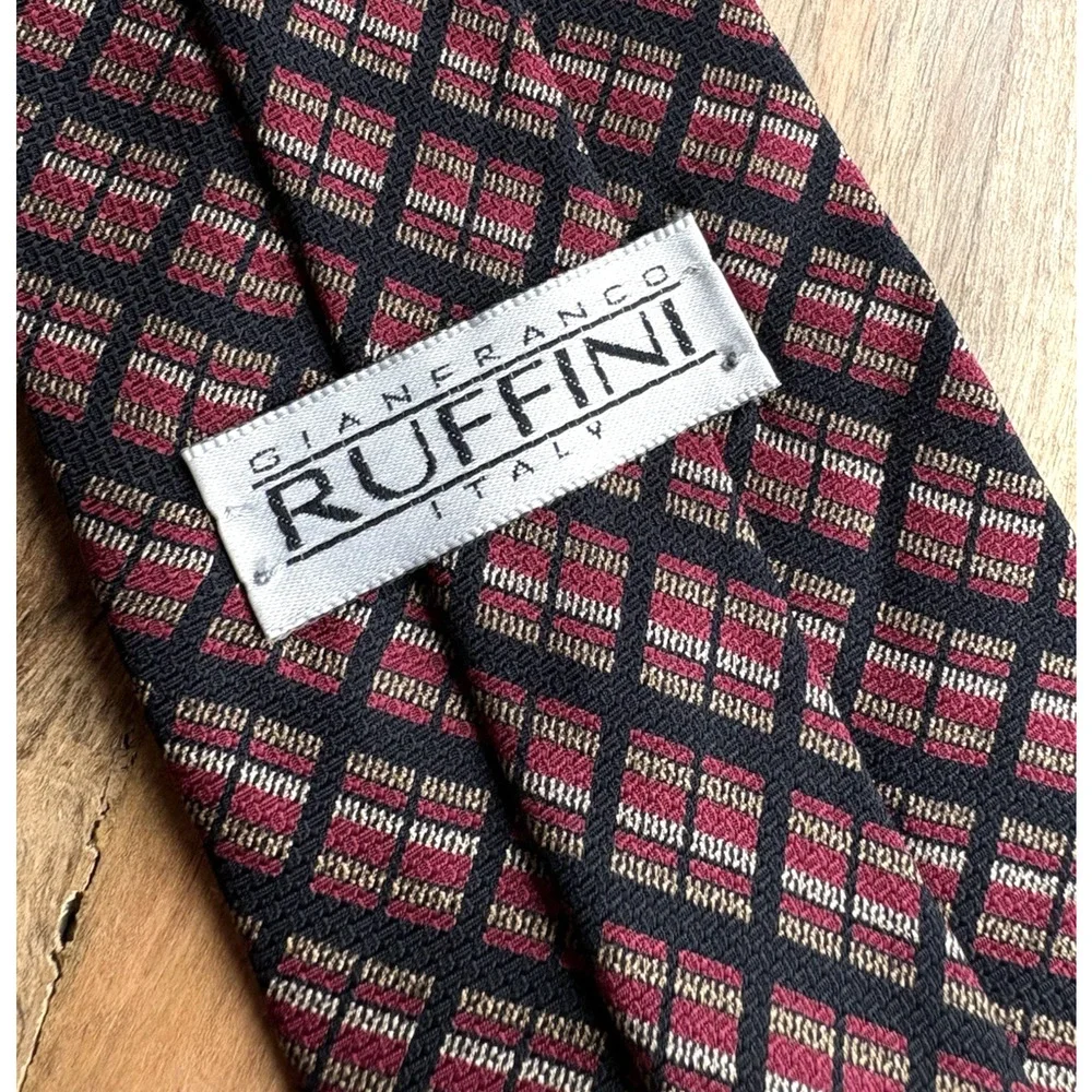 Gianfranco Ruffini Italy Silk Necktie Geometric Stripe Black Red Gold 4